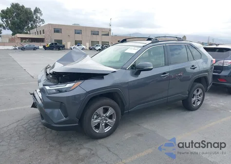 2024 Toyota Rav4 Xle из США, поврежденный, VIN JTMP1RFVXRD110045